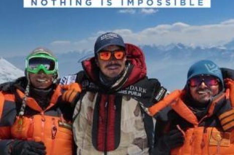 14 Peaks Nothing Is Impossible (2021)